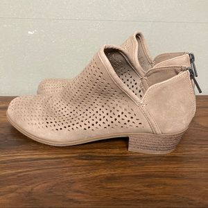 Indigo Rd Cali Tan Faux-Suede Bootie-like Shoes 8
